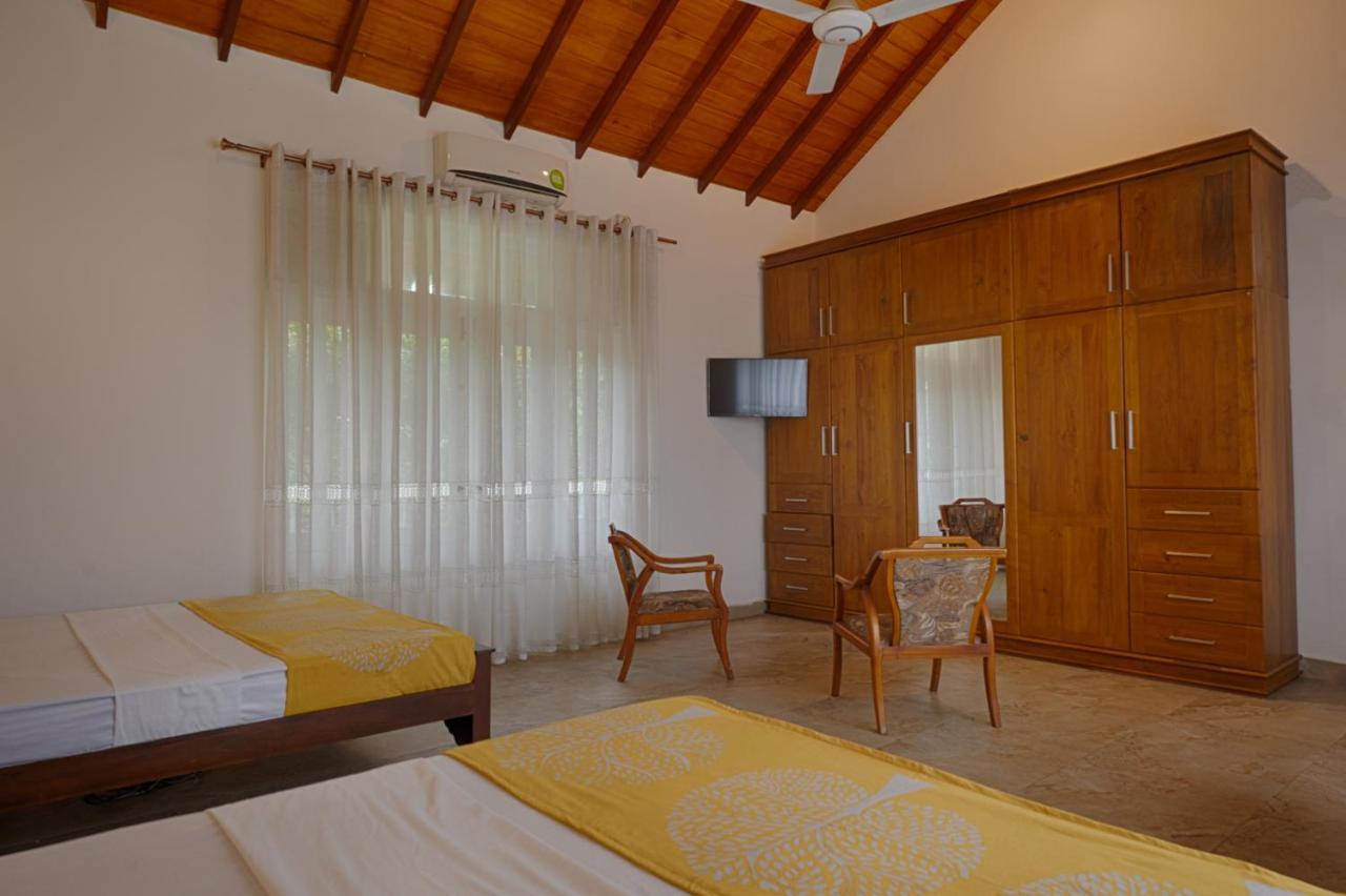 Kandyan Mount Mirror Boutique Villa ภายนอก รูปภาพ